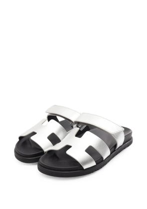 Hermès Pre-Owned 2020s Siffle touch-strap slide sandals - Silver