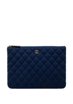 CHANEL Pre-Owned 2019 Medium Quilted Jersey O Case clutch bag - Blue