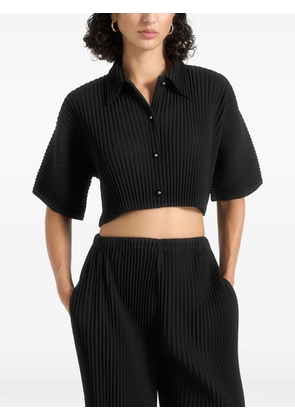 Manière De Voir Mona cropped pleated short-sleeve shirt black