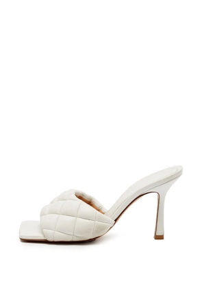 Bottega Veneta Pre-Owned Lido quilted heeled sandals - White