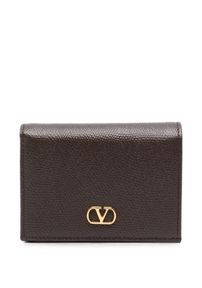 Valentino Garavani VLogo Signature grained leather wallet - Brown