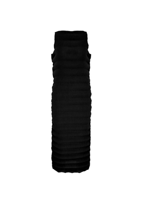 Issey Miyake pleated sleeveless maxi dress - Black
