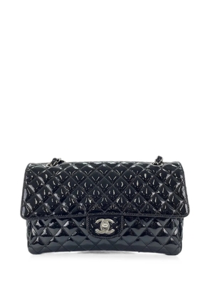 CHANEL Pre-Owned 2004-2005 Matelassé shoulder bag - Black