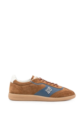 DSQUARED2 Rebels logo-plaque sneakers - Brown