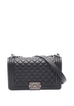 CHANEL Pre-Owned 2019 Old Medium Quilted Lambskin Boy Flap crossbody bag - Black