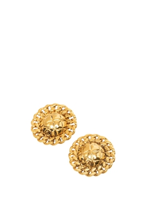 CHANEL Pre-Owned 1970-1980 CC Gold Plated Quilted Chain Trim Clip On Earrings costume earrings