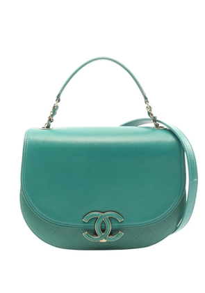 CHANEL Pre-Owned 2016-2017 Medium Shiny Calfskin and Quilted Goatskin Coco Curve Flap satchel - Green