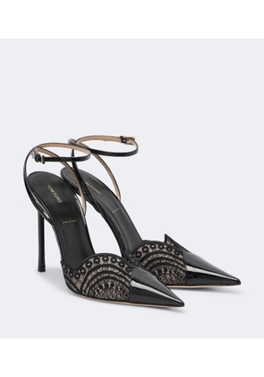 Tom Ford Lace and patent leather pumps