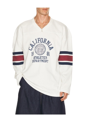 Guess Jeans Long Sleeve Hockey Jersey in White. Size S. Also in M, L, XL/1X.