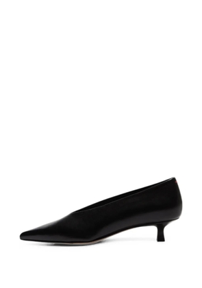 Aeyde Clara pointed-toe kitten-heel pumps - Black