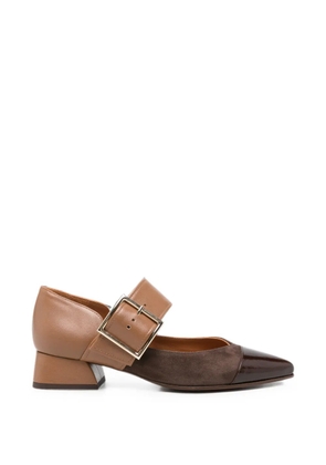 Chie Mihara Hebas buckle-strap pointed-toe pumps - Brown