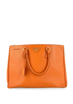 Prada Pre-Owned Double Zip Lux Saffiano Leather Large tote bag - Orange