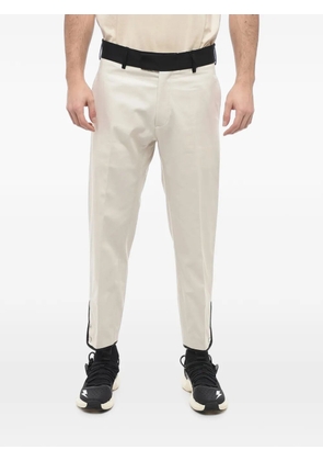 Neil Barrett Tom contrast-waistband cropped trousers - Neutrals