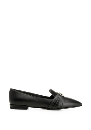 Ferragamo Gancini plaque leather loafers - Black