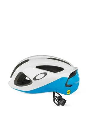 Oakley ARO3 cycling helmet - White