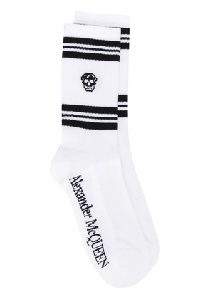 Alexander McQueen ribbed skull print ankle socks - White