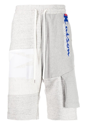 Maison MIHARA YASUHIRO reconstructed panelled shorts - Grey