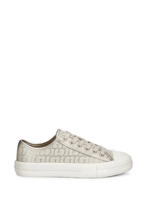 GUESS USA Carey logo-print sneakers - Neutrals