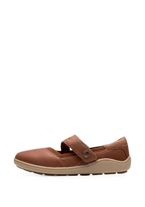 Clarks Originals Bryianne Janey touch-strap ballet flats - Brown