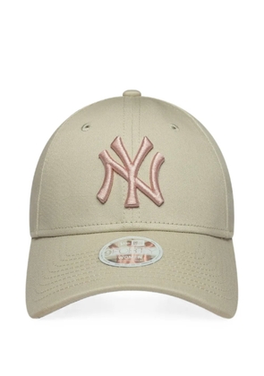 NEW ERA CAP Yankees MLB 9Forty embroidered cap - Neutrals