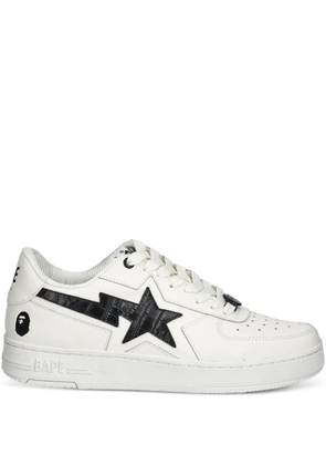 A BATHING APE® star-crocodile sneakers - White