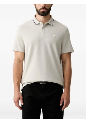 GUESS USA logo-patch buttoned polo shirt - Neutrals