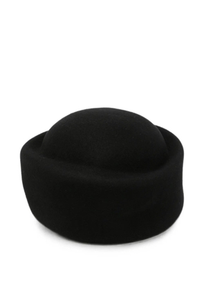 Liviana Conti black hat