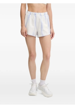 GUESS USA tie-dye logo-print mini shorts - White