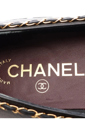 CHANEL Pre-Owned 1986-1988 bow-detail chain-trim ballet flats - Black