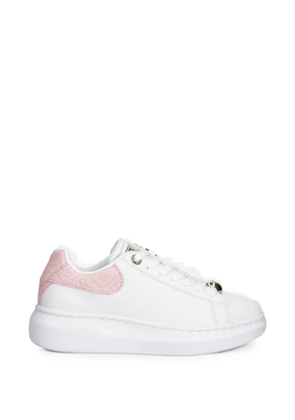 GUESS USA logo-embossed quilted sneakers - White