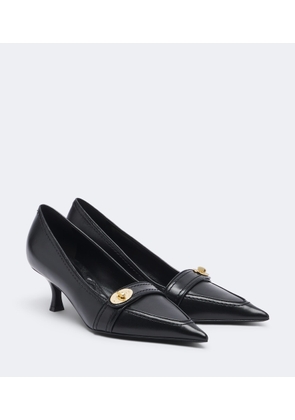 Burberry Cotswolds leather pumps