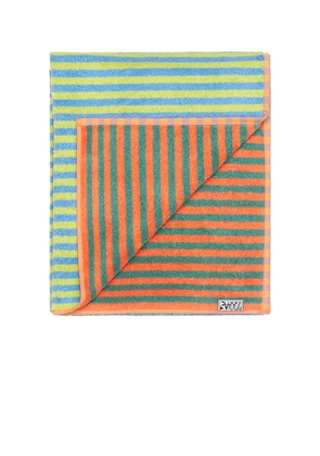 Dusen Dusen Grasshopper Stripe Bath Towel in Beauty: Multi.