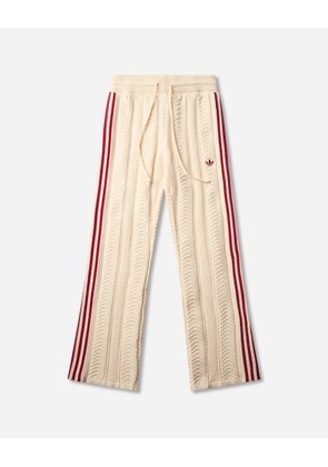 Women s SST Wide Leg Track Pants Warm Vanilla / Team Victory Red