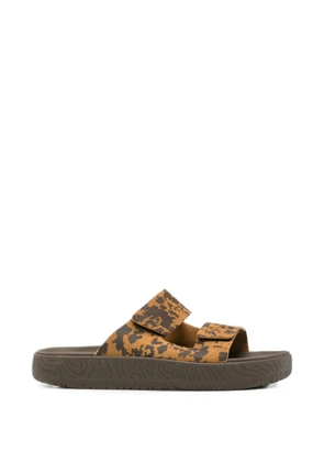 VEJA Etna sandals - Brown