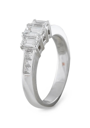 LB Exclusive emerald-cut diamond ring - Silver