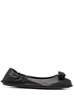 Ferragamo Varina leather ballet flats - Black