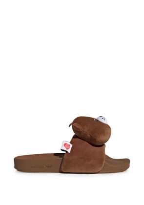 adidas x Care Bears Adilette Tenderheart Bear sandals - Brown