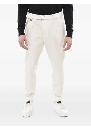 Paolo Pecora pleated-detailing belted trousers - White