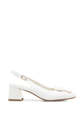 LINDA BAUMANN buckle-detail slingback pumps - White