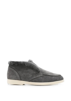 Doucal's shearling-trim suede loafers - Grey