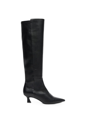 Stuart Weitzman 5050 Vinnie Boot 50 pointed-toe boots - Black
