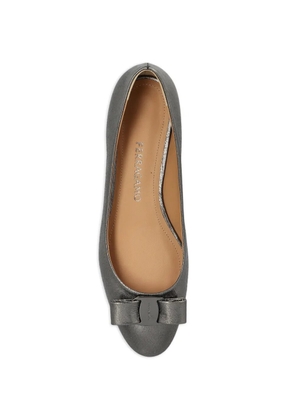 Ferragamo Varina bow-detail ballet flats - Grey