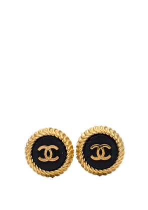 CHANEL Pre-Owned 1995 CC Gold Plated and Enamel Round Clip On Earrings costume earrings