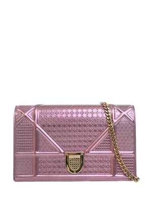 Christian Dior Pre-Owned 2018 Metallic Patent Microcannage Diorama Wallet on Chain crossbody bag - Pink