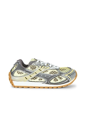 Bottega Veneta Orbit Sneaker in Zesty & Basalt - Green. Size 39 (also in 36, 37, 38, 40).