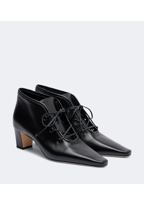 Manolo Blahnik Fuxa leather lace-up boots