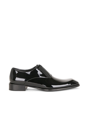 Saint Laurent Milton Patent Leather in Black - Black. Size 41 (also in 42, 43, 44).