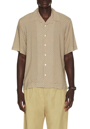 A.P.C. Bennet Shirt in Ecru - White. Size XL/1X (also in L, M, S).