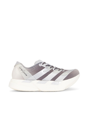Y-3 Adios Pro 4 Silvmt Lgsogr Sneaker in Cloud White  Silver Metallic  & Light Solid Grey - White. Size 10.5 (also in 8, 8.5, 9, 9.5, 10, 11, 11.5).