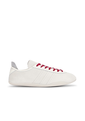 Y-3 Tokyo Sneaker in Aluminum  Off White  & Active Maroon - Cream. Size 8 (also in 8.5, 9, 9.5, 10).